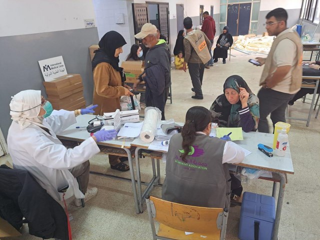 العيادة النقالة لجمعية المواساة مركز الدكتور نزيه البزري تواصل مهامها الإنسانية في صيدا بالتعاون مع وزارة الصحة و IMC (خبر + 5 صور)